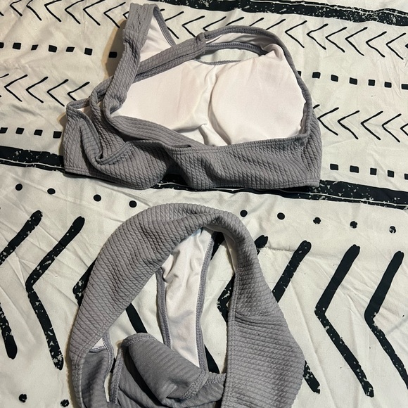 Shein bikini - Picture 3 of 3